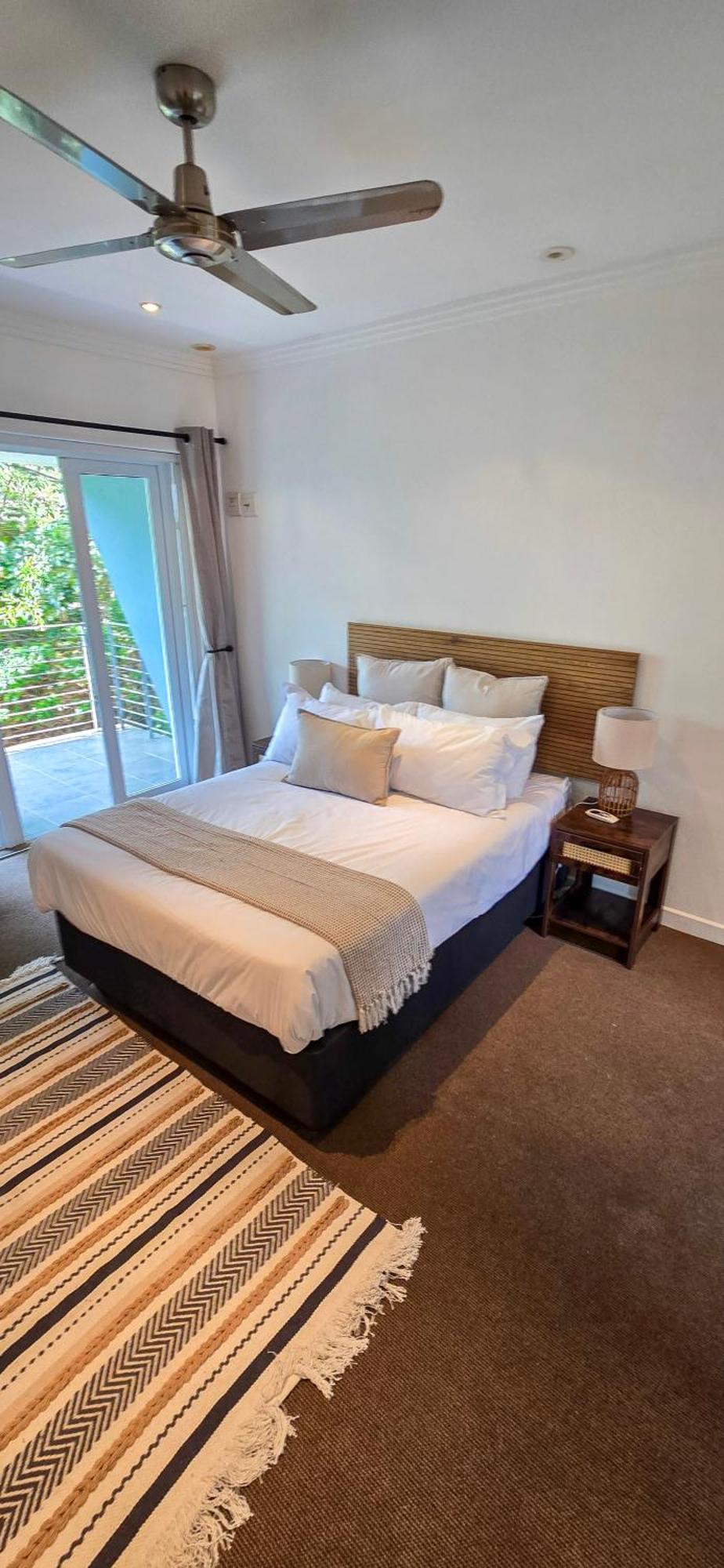 The Woodlands Escape In *